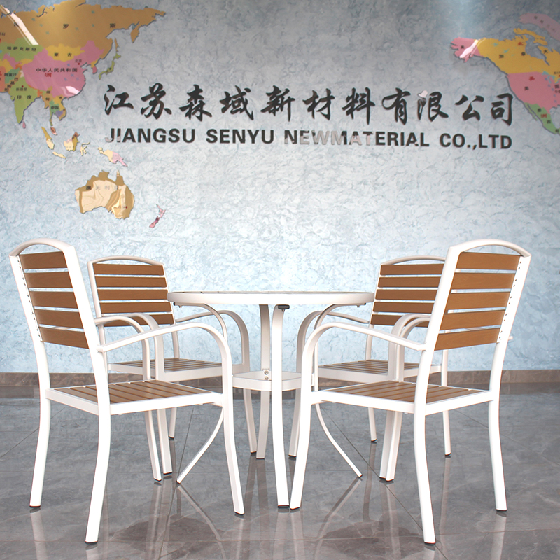 Wood Plastic Composite Aluminum Frame Hardin Panlabas na WPC Table Set